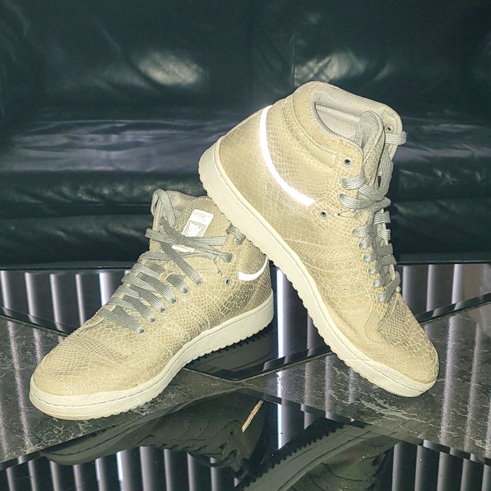 Adidas Top Tens Sz 11